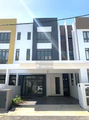 3-sty Terrace/Link House For Sale in Ujong Pasir Melaka