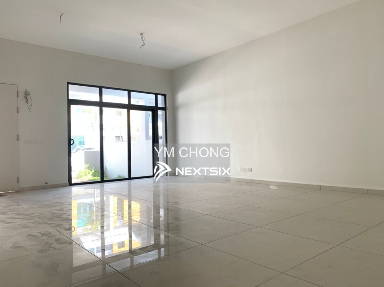 3-sty Terrace/Link House For Sale in Ujong Pasir Melaka - Image 3