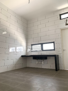 3-sty Terrace/Link House For Sale in Ujong Pasir Melaka - Image 4