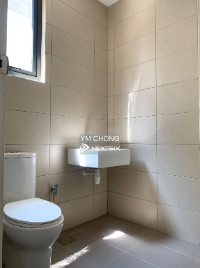 3-sty Terrace/Link House For Sale in Ujong Pasir Melaka - Image 6