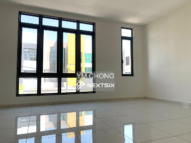 3-sty Terrace/Link House For Sale in Ujong Pasir Melaka - Image 7