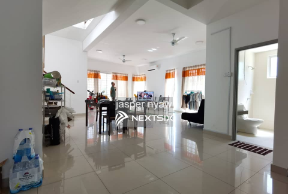 Semi-detached House For Sale in Rawang Selangor