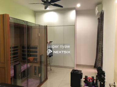 Semi-detached House For Sale in Rawang Selangor