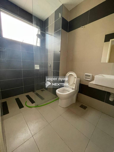 2-sty Superlink House For Sale in Rawang Selangor - Image 3