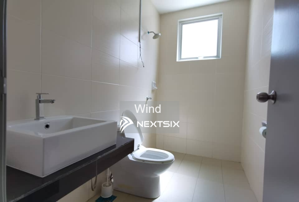 Semi-detached House For Sale in Rawang Selangor - Image 10