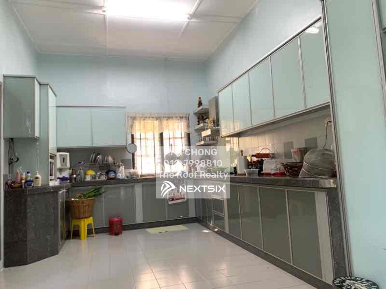 Bungalow For Sale in Klebang Melaka - Image 5