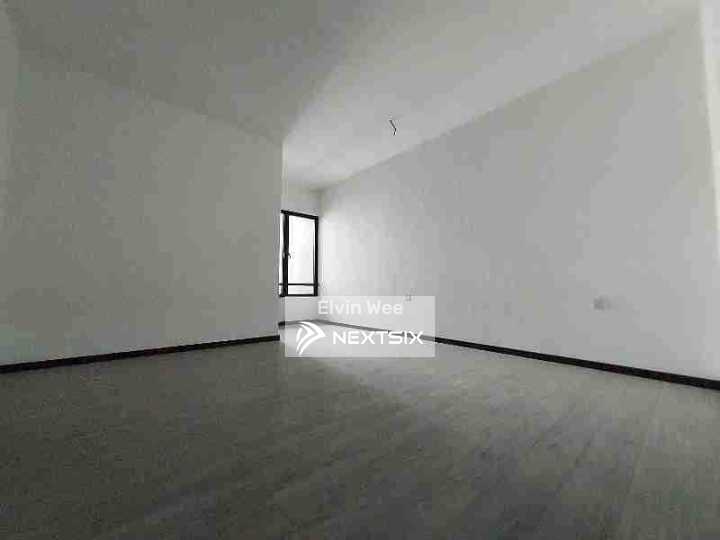 1.5-sty Terrace/Link House For Sale in Kuching Sarawak - Image 10