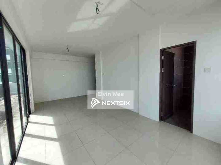 1.5-sty Terrace/Link House For Sale in Kuching Sarawak - Image 12
