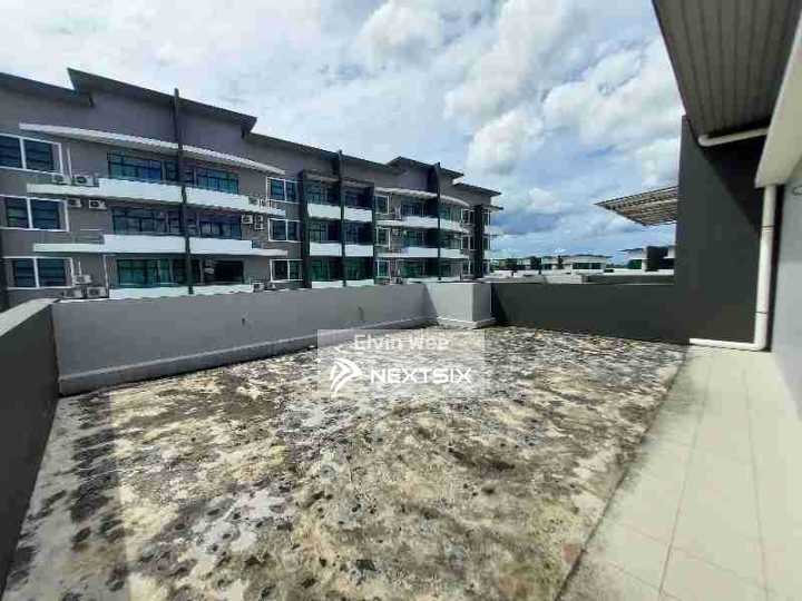 1.5-sty Terrace/Link House For Sale in Kuching Sarawak - Image 15
