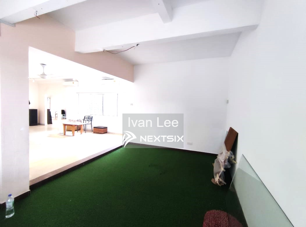 Bungalow For Sale in Petaling Jaya Selangor - Image 15