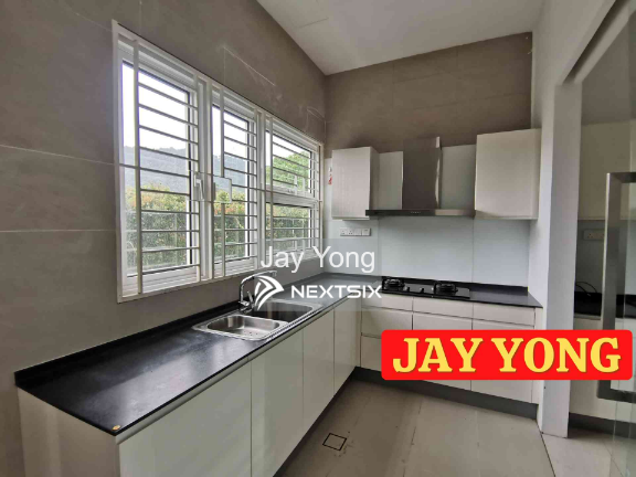 3-sty Terrace/Link House For Sale in Tanjung Bungah Penang - Image 3