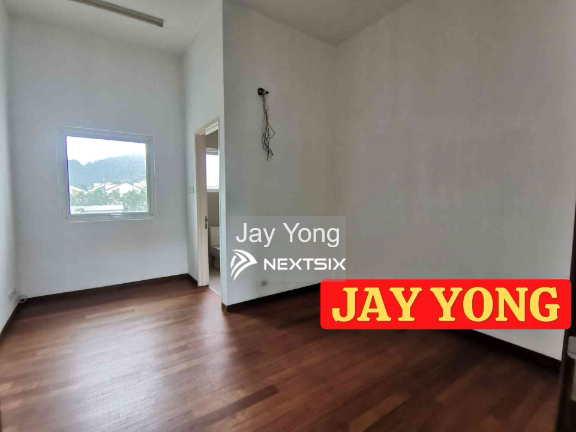 3-sty Terrace/Link House For Sale in Tanjung Bungah Penang - Image 8