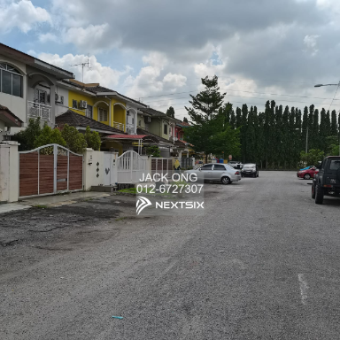 2-sty Superlink House For Sale in Puchong Selangor - Image 6