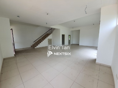 Semi-detached House For Sale in Kuala Selangor Selangor