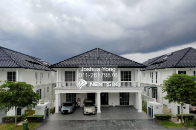 Semi-detached House For Sale in Semenyih Selangor