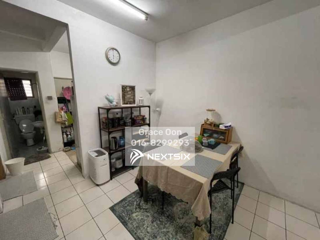 2-sty Terrace/Link House For Sale in Seri Kembangan Selangor - Image 5