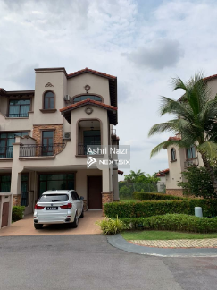 3-sty Superlink House For Sale in Semenyih Selangor