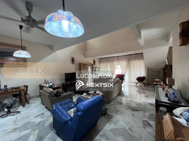 Semi-detached House For Sale in Klang Selangor
