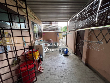 Semi-detached House For Sale in Klang Selangor - Image 10