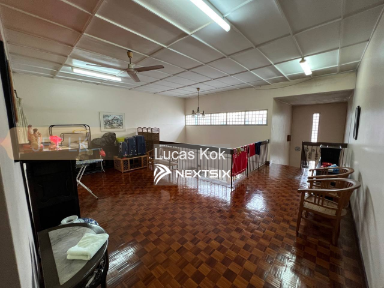 Semi-detached House For Sale in Klang Selangor - Image 5