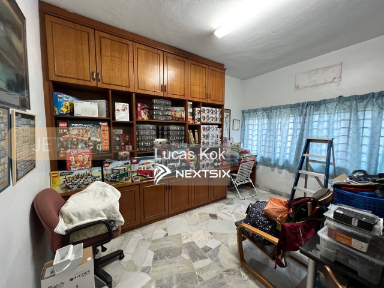 Semi-detached House For Sale in Klang Selangor - Image 6