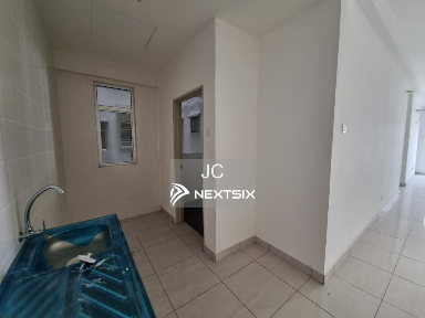 Condominium For Sale in Tanjong Duabelas Selangor - Image 8