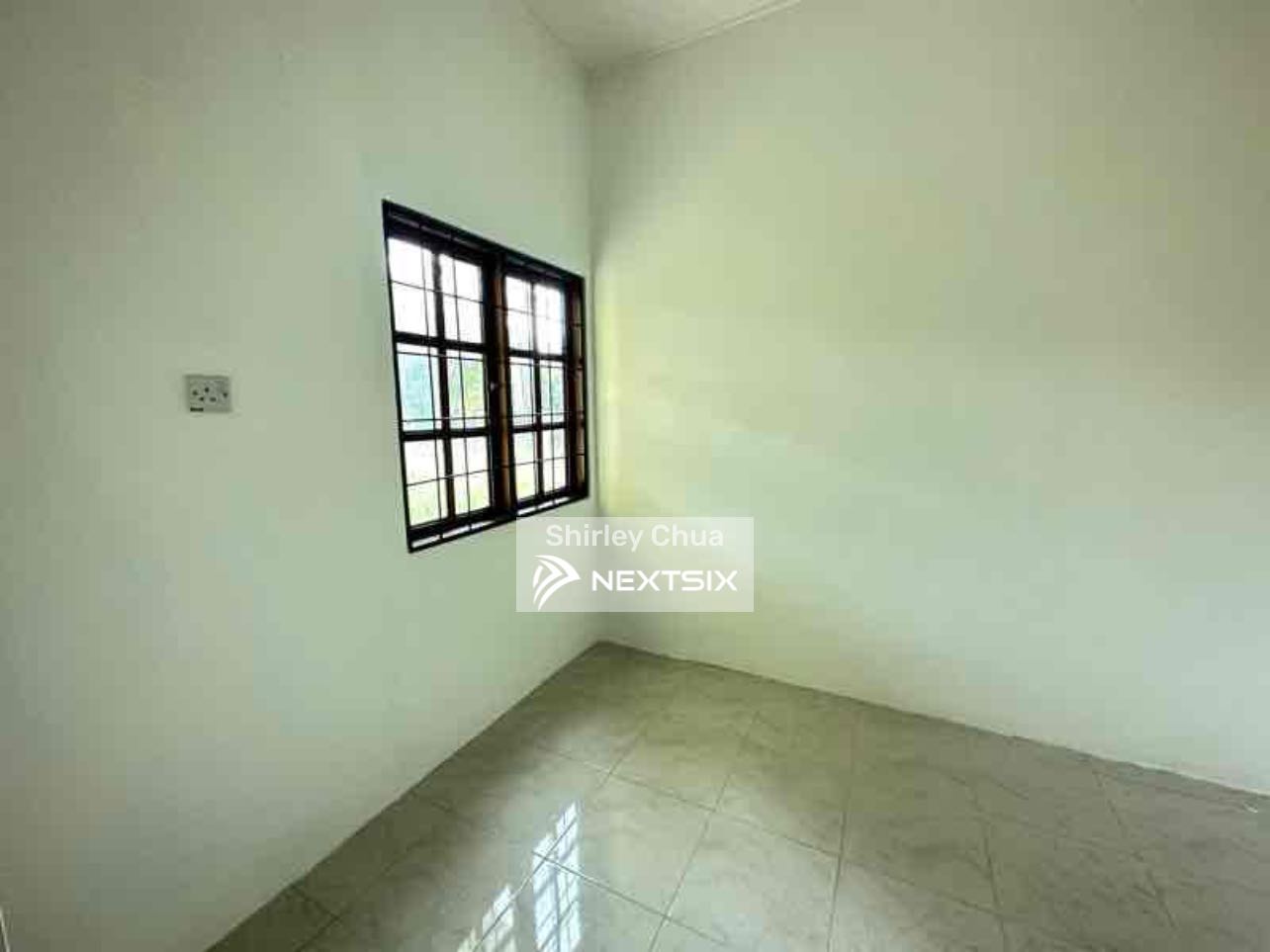 1-sty Terrace/Link House For Sale in Kota Samarahan Sarawak - Image 4
