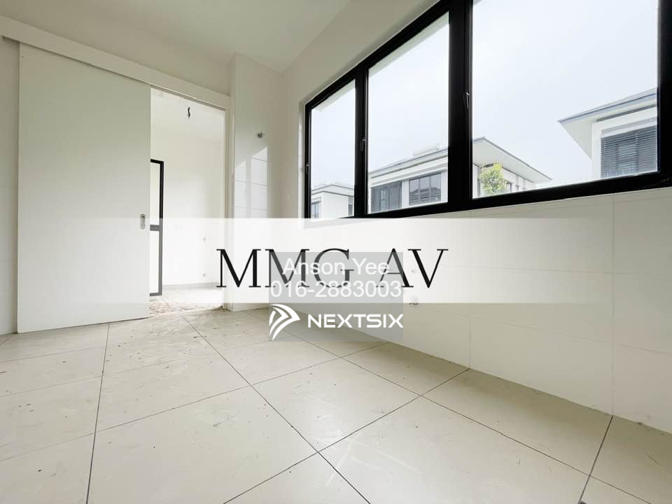 Semi-detached House For Sale in Setia Alam Selangor - Image 6