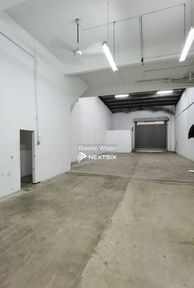 Factory For Sale in Subang Jaya Selangor