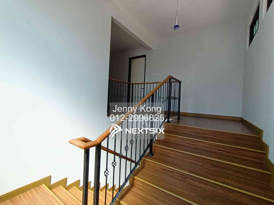 Bungalow For Sale in Bentong Pahang - Image 5