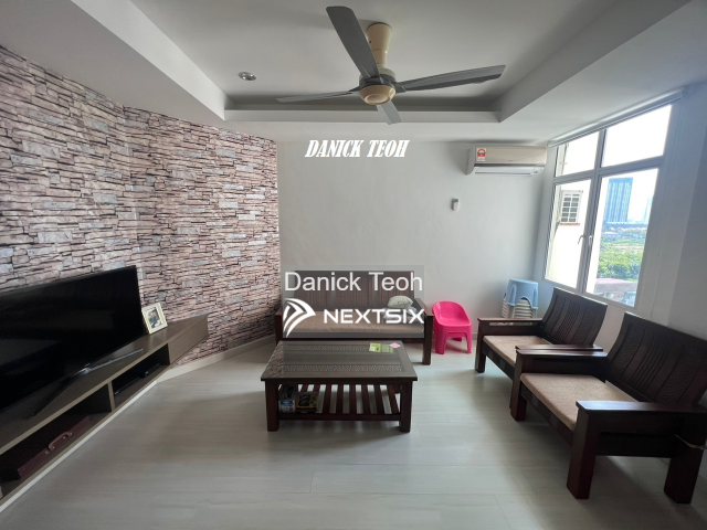 Condominium For Sale in Tanjong Tokong Penang