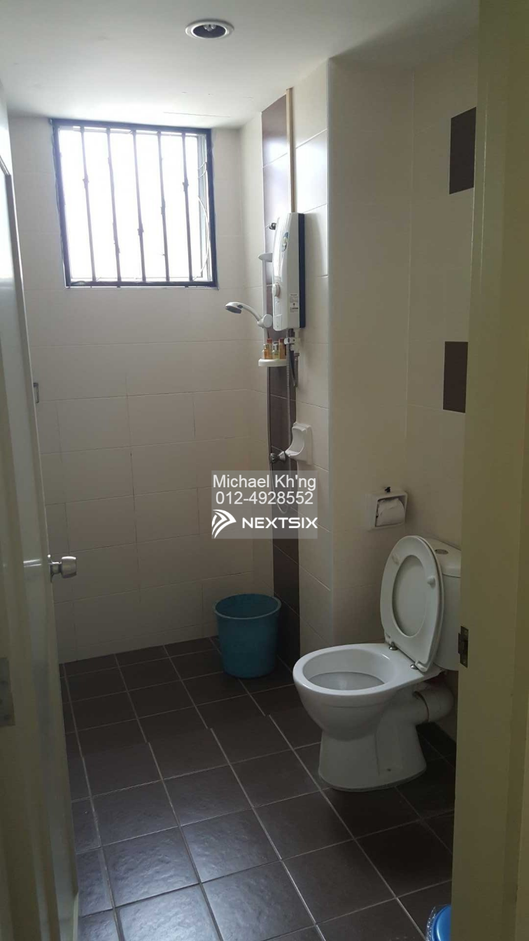 3-sty Terrace/Link House For Sale in Tanjung Bungah Penang - Image 8