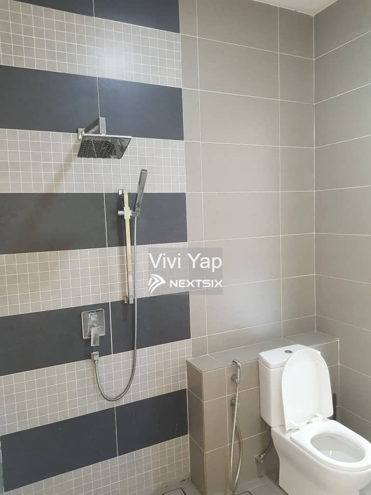 3-sty Terrace/Link House For Sale in Seri Kembangan Selangor - Image 12