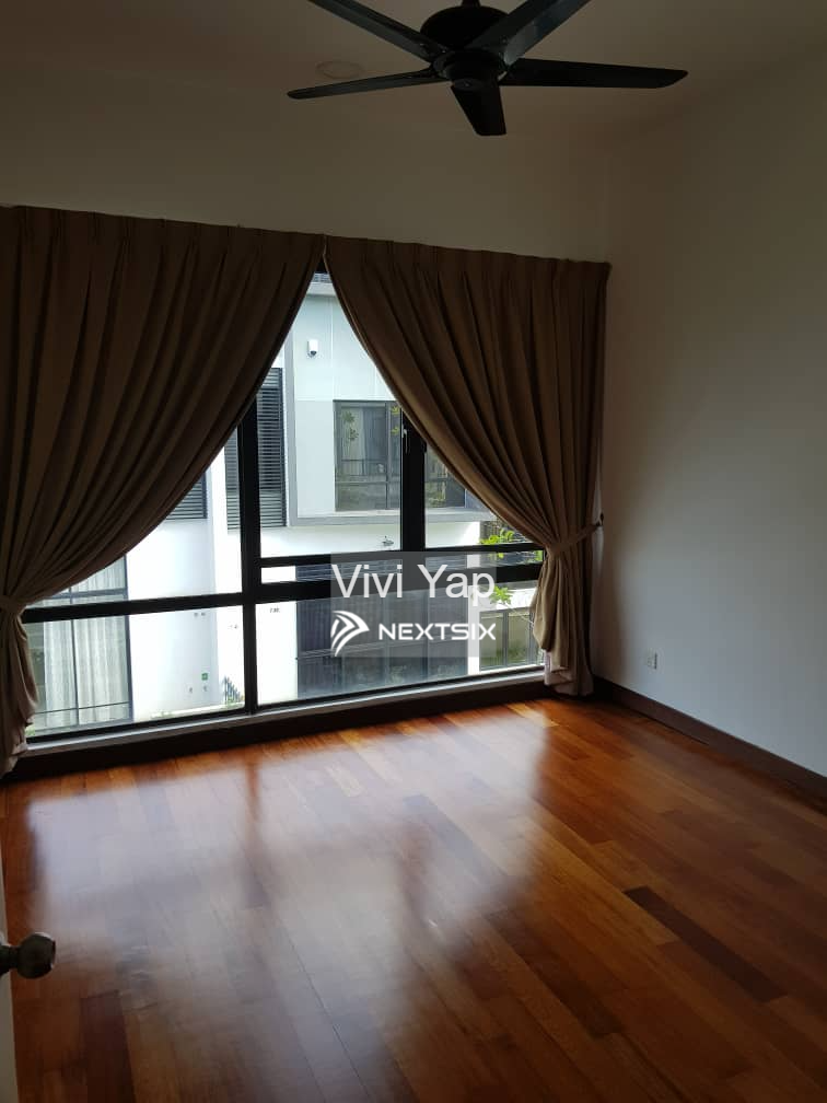 3-sty Terrace/Link House For Sale in Seri Kembangan Selangor - Image 6