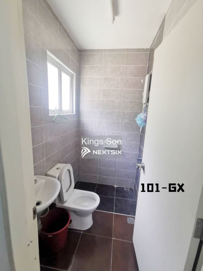 Semi-detached House For Sale in Setia Alam Selangor - Image 11