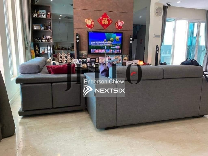 Semi-detached House For Sale in Setia Alam Selangor - Image 3