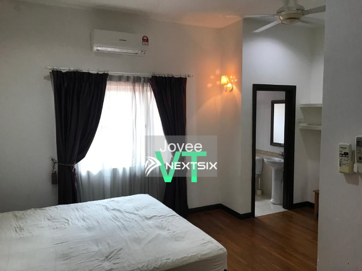 Semi-detached House For Sale in Setia Eco Park Selangor - Image 6