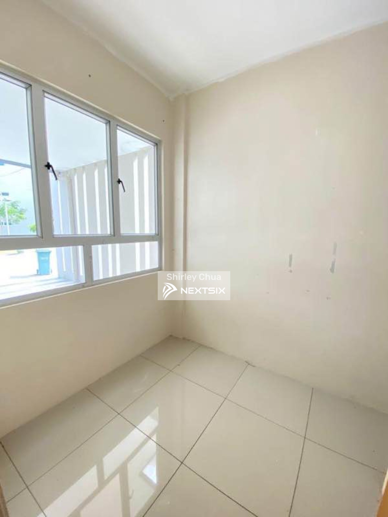 3-sty Terrace/Link House For Sale in Kota Samarahan Sarawak - Image 3