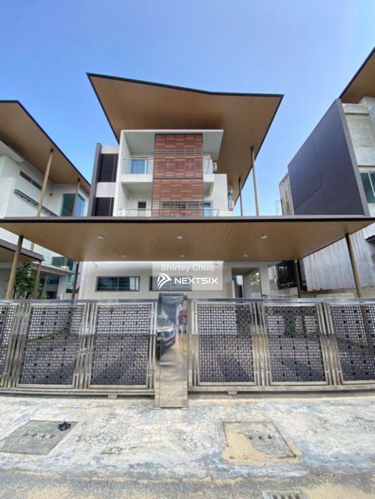 Semi-detached House For Sale in Kuching Sarawak