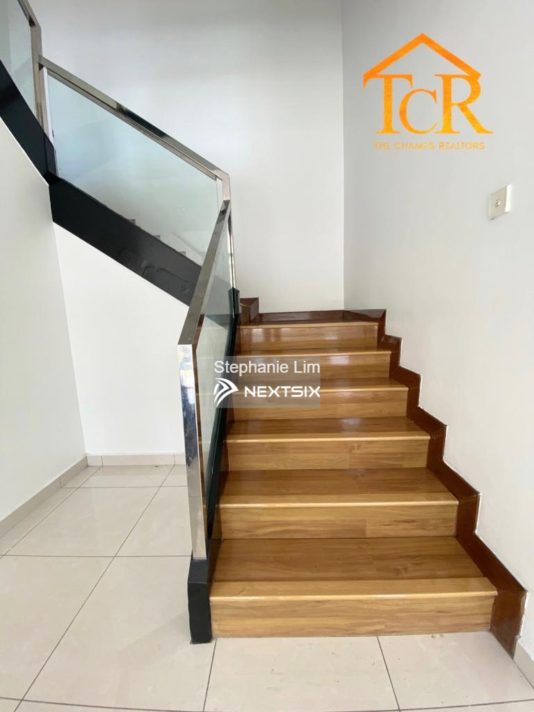 Semi-detached House For Sale in Klang Selangor - Image 13