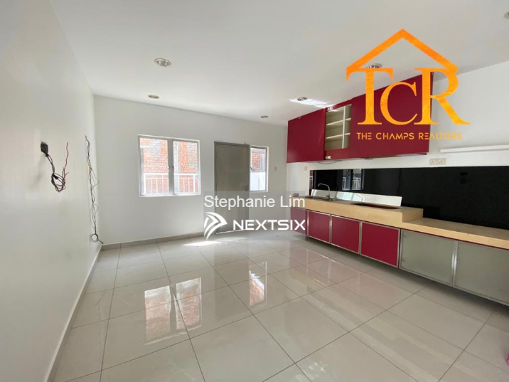 Semi-detached House For Sale in Klang Selangor - Image 14