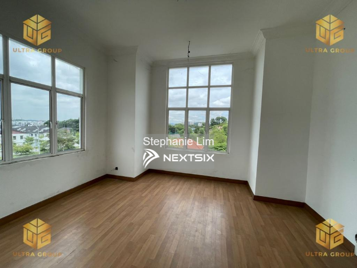 3-sty Superlink House For Sale in Setia Alam Selangor - Image 13
