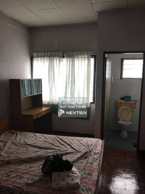 2-sty Superlink House For Sale in Seri Kembangan Selangor - Image 8