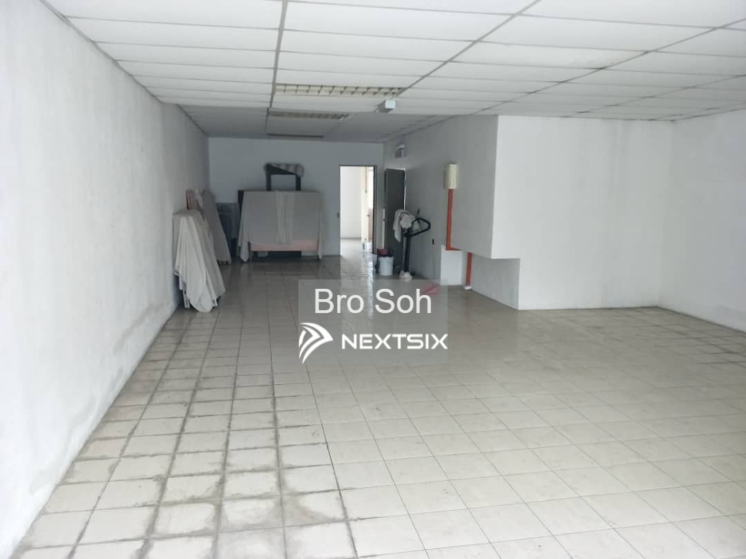 Office For Rent in Kuantan Pahang - Image 2