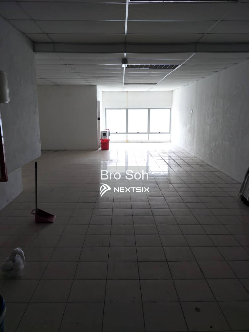 Office For Rent in Kuantan Pahang - Image 5