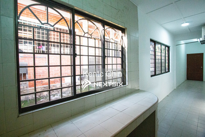 2-sty Superlink House For Sale in Bandar Sungai Long Selangor - Image 6