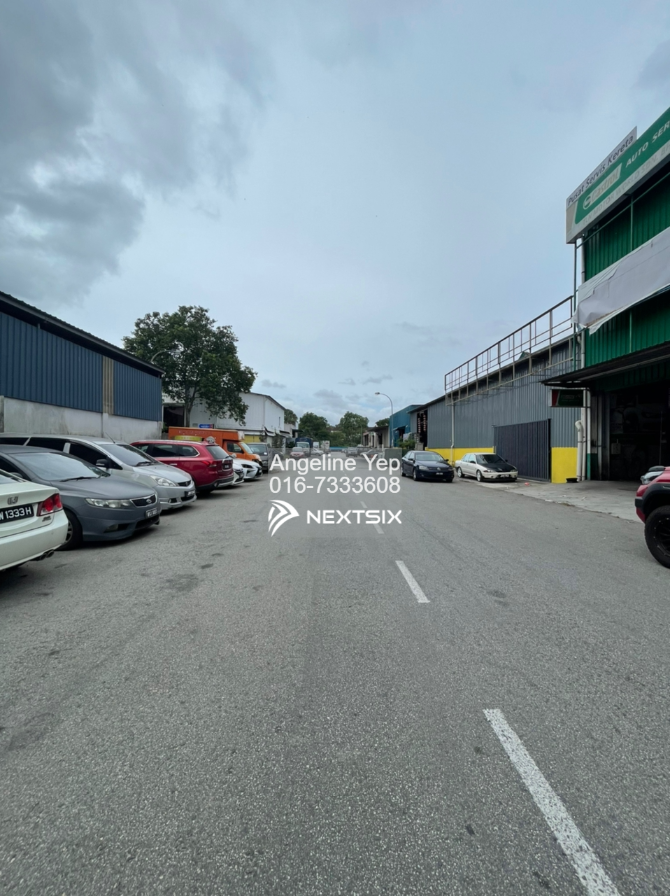 Taman Tan Sri Yaacob 1.5 Storey Semi-D Factory Renovated For Sale