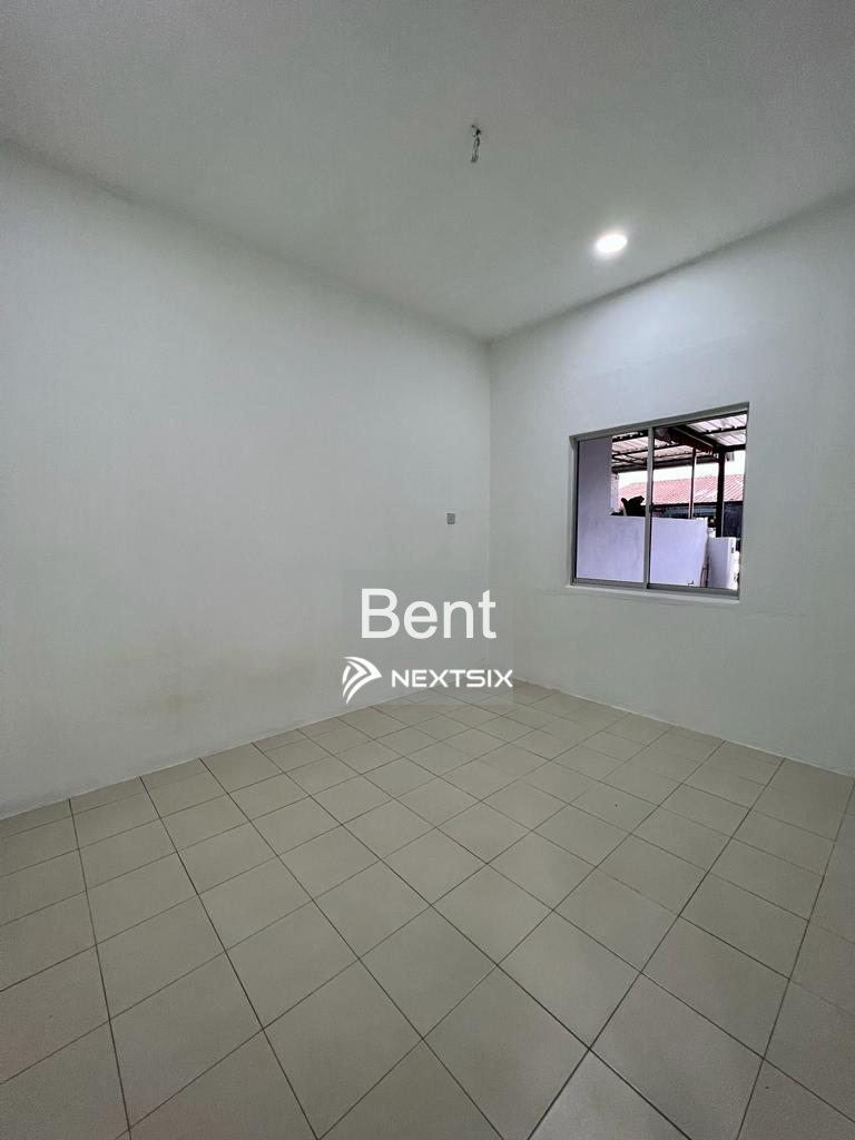 1-sty Terrace/Link House For Sale in Sungai Lalang Kedah - Image 6