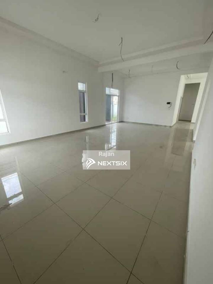 Bungalow For Sale in Senawang Negeri Sembilan - Image 5