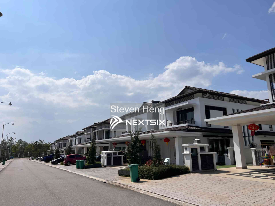 Semi-detached House For Sale in Semenyih Selangor - Image 2